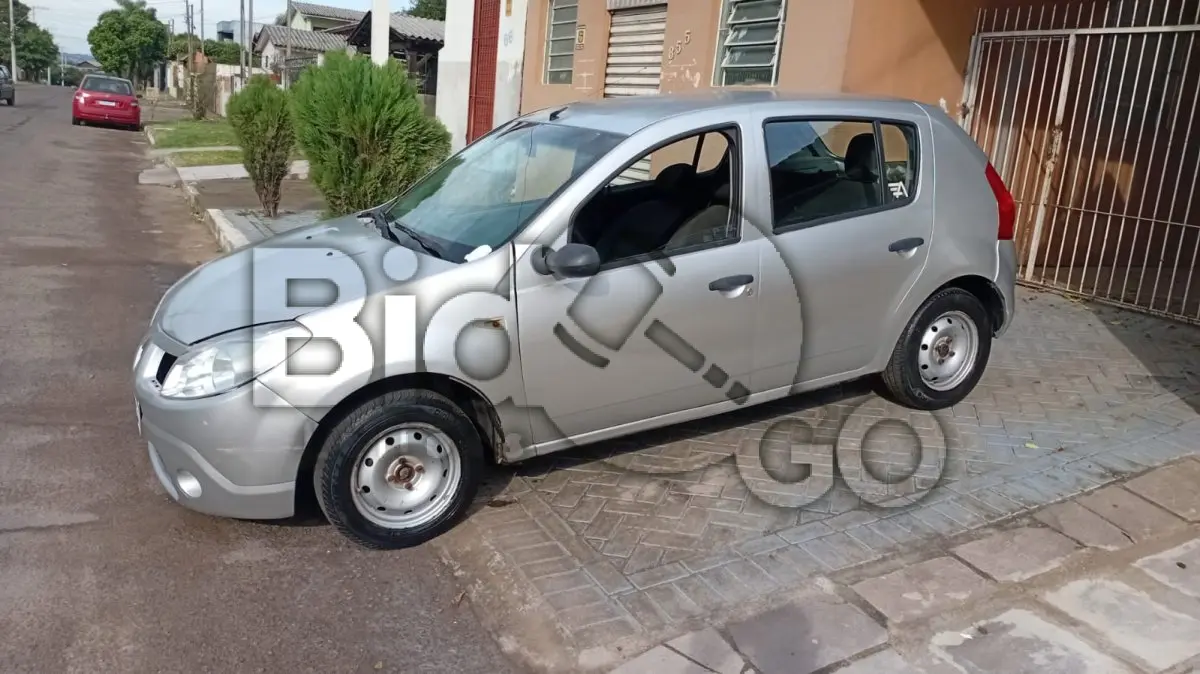 LOTE 010 - RENAULT/SANDERO AUT1016V, Ano/modelo: 2008/2009, Placa: MFR0C34, Chassi: 93YBSR0RH9J100005 ,RENAVAM: 971521859, Cor: Prata