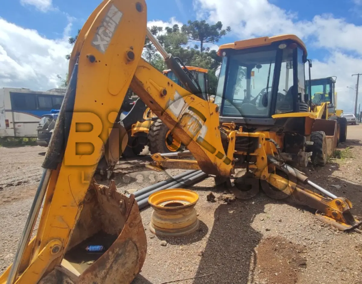 LOTE 012 - Retro Escavadeira JCB, Fabricação: 2019, modelo: 3CXTT