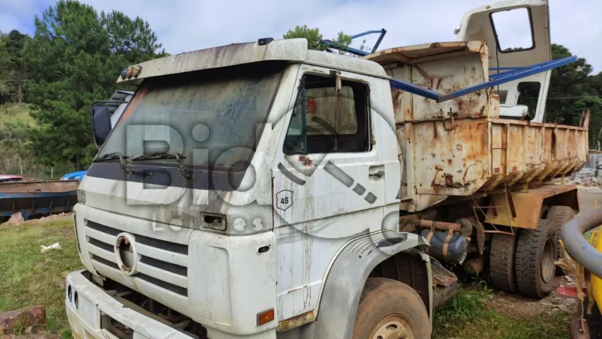 LOTE 005 - Caminhão, CAÇAMBA VW/VOLKSWAGEN, 23.210, ano 2002