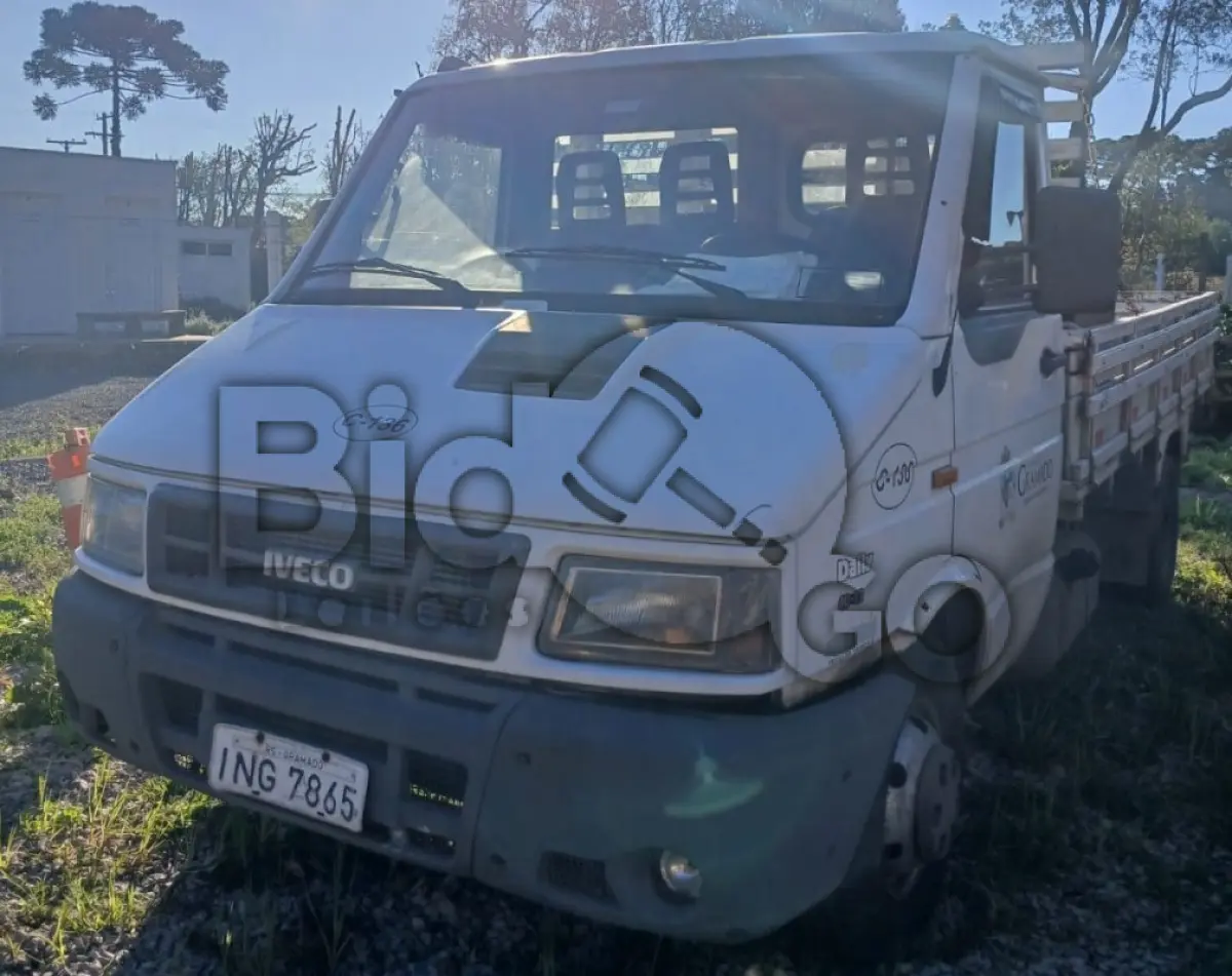 LOTE 018 - IVECO FIAT / DAILY / ESP / CAMINHÃO AMBULÂNCIA / DIESEL ANO 2006 