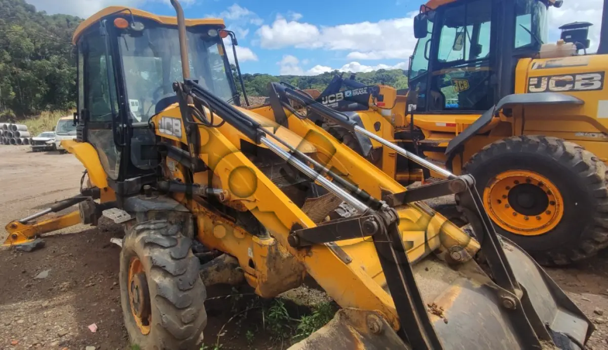 LOTE 012 - Retro Escavadeira JCB, Fabricação: 2019, modelo: 3CXTT