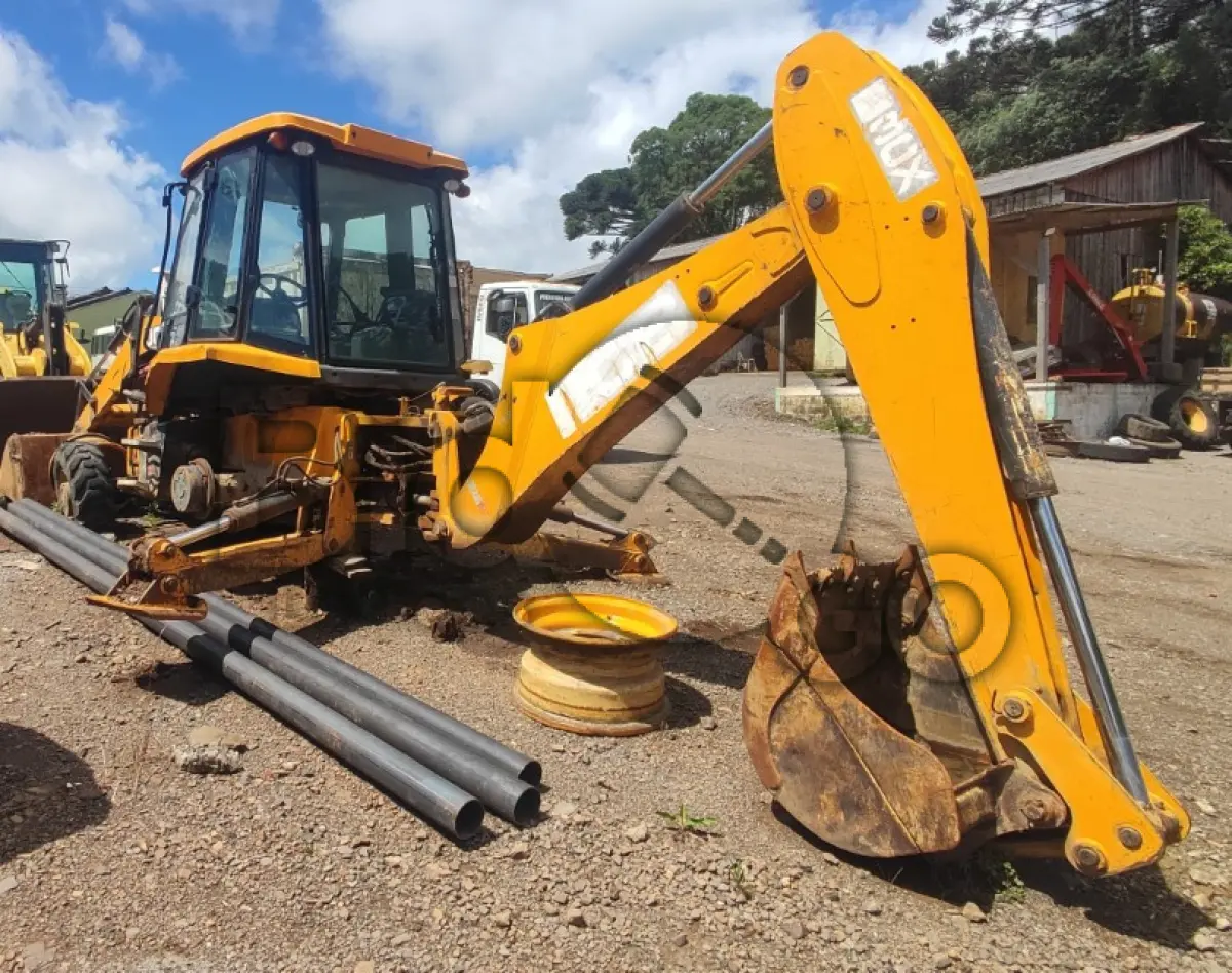 LOTE 012 - Retro Escavadeira JCB, Fabricação: 2019, modelo: 3CXTT