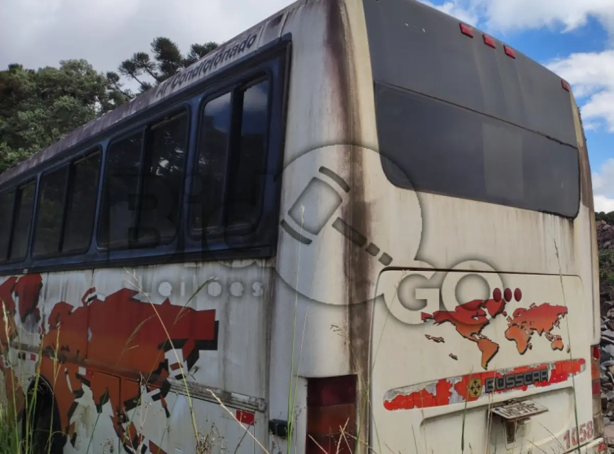 LOTE 001 - Ônibus, Marca/Modelo: M.BENZ/OF 1620, Fabricação/Modelo: 1997/1998,