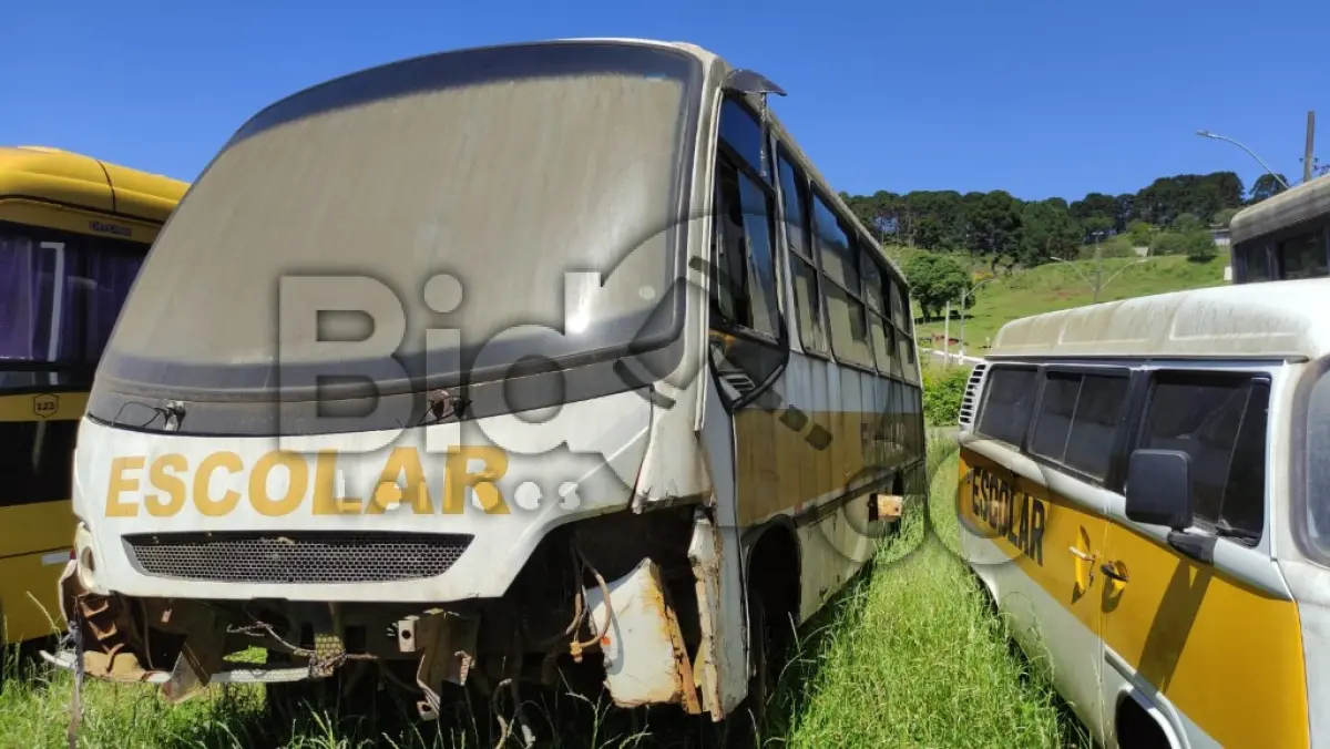 LOTE 009 - Automóvel Ônibus VW/MASCA GRANMICRO, ano 2003/2004