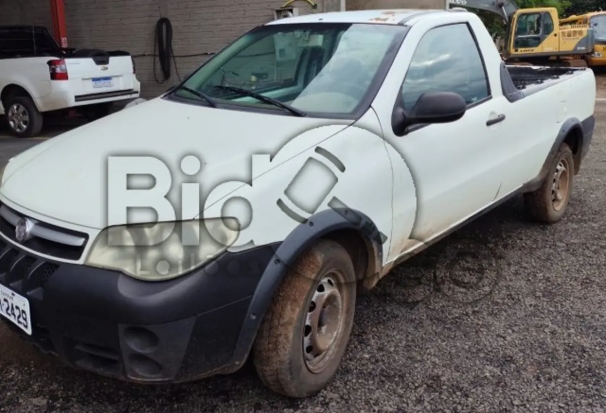 LOTE 014 - FIAT/STRADA FIRE FLEX,