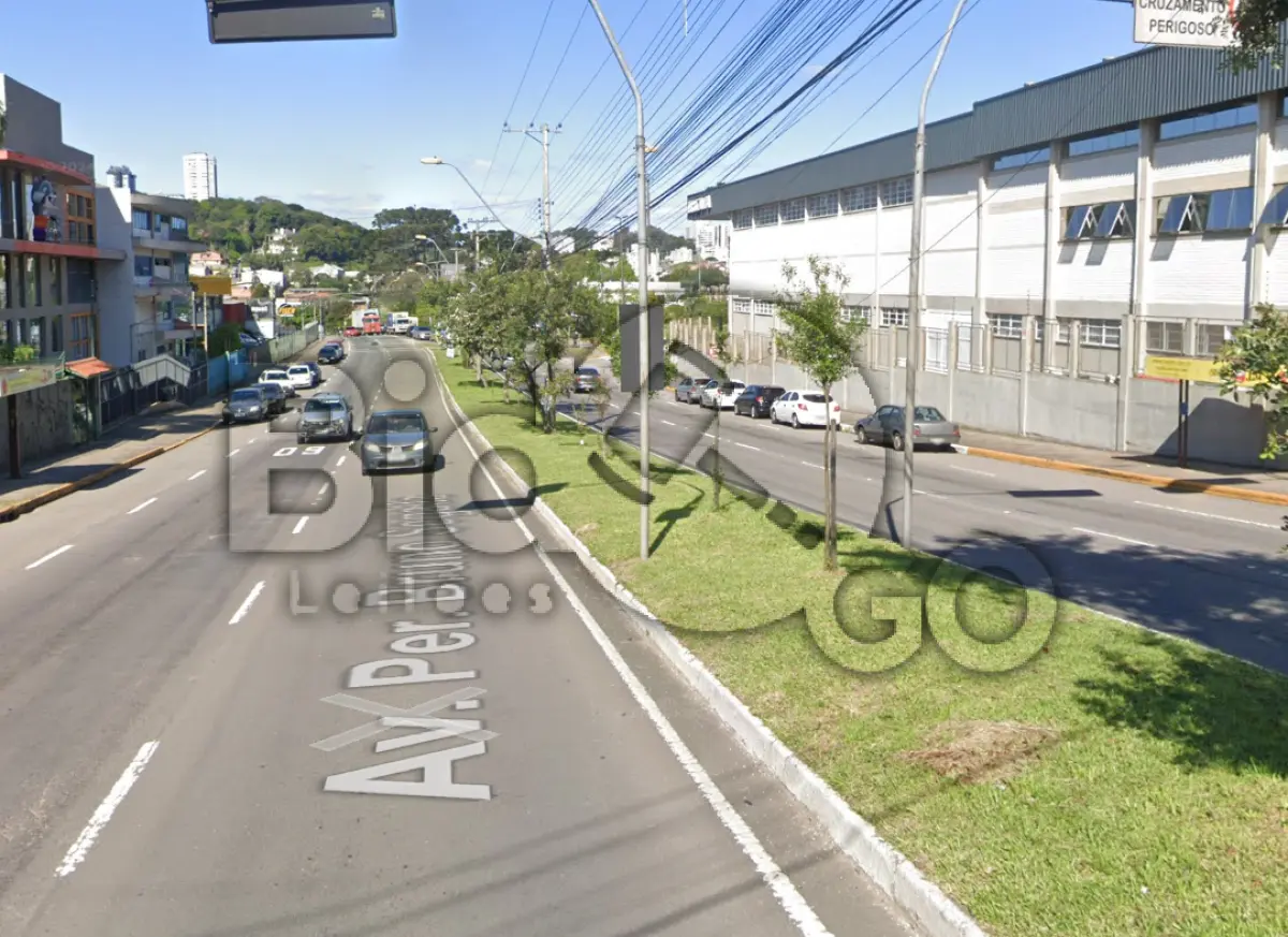 LOTE 001 - Terreno urbano constituído pelo lote administrativo nº 30 da quadra 2032, com área de 784,00m²
