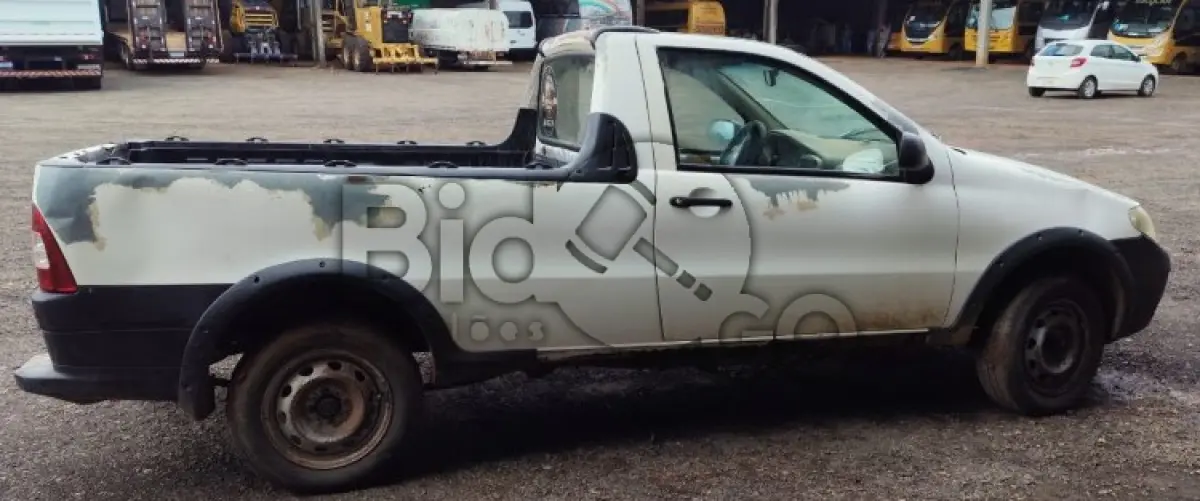 LOTE 014 - FIAT/STRADA FIRE FLEX,