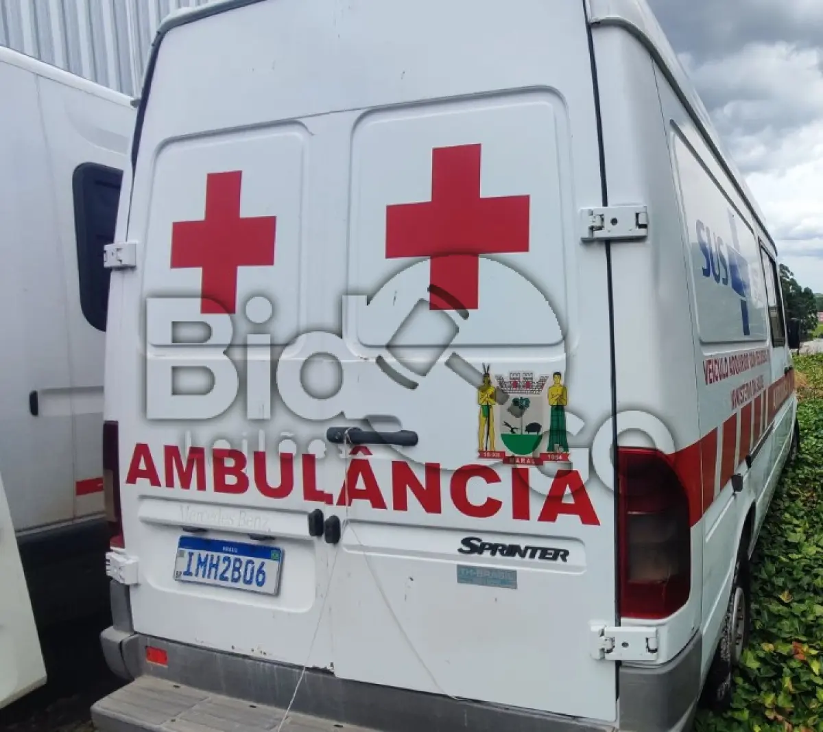 LOTE 008 - AMBULÃNCIA I/M.BENZ SPRINTER TH AMB, Ano/modelo: 2004/2004