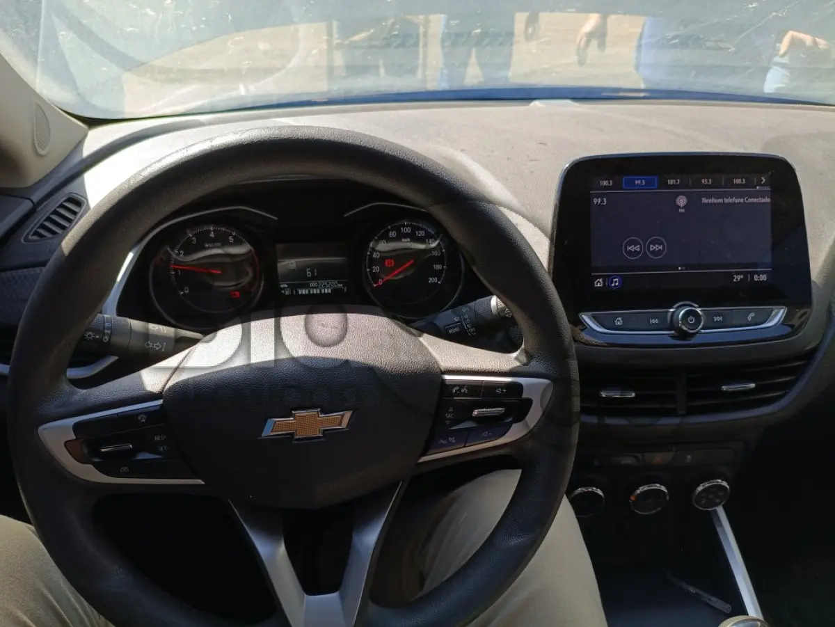 LOTE 009 - CHEV/ONIX PLUS 10TMT LT1