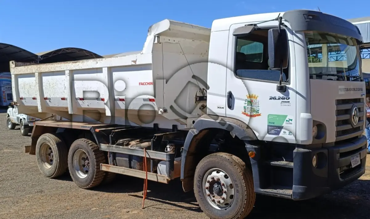 LOTE 019 - CAMINHÃO BASCULANTE VW/26.280 CRM 6X4