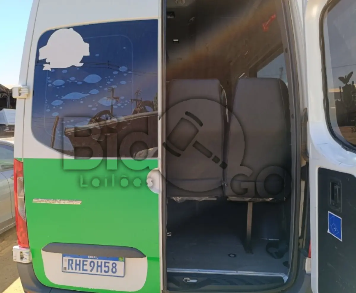 LOTE 006 - MICROONIBUS I/M.BENZ SPRINTER 2.3 16 LUGARES
