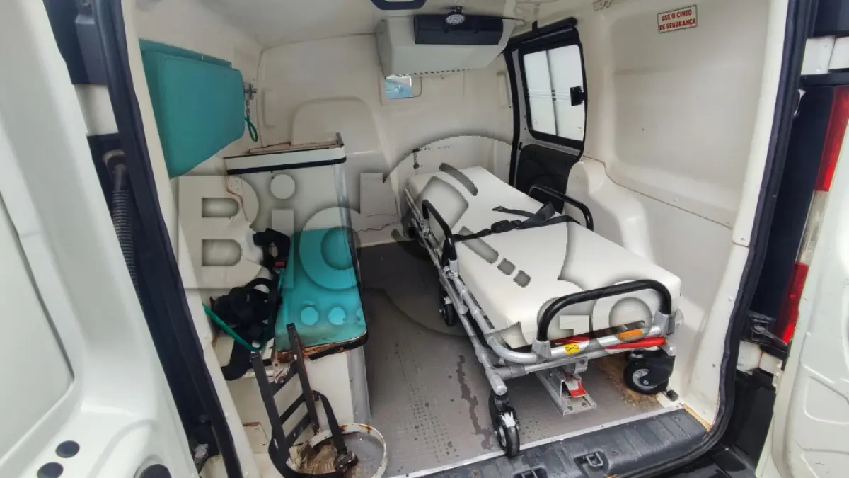 LOTE 010 - AMBULÃNCIA FIAT/DOBLO C F TCA AMB, Ano/modelo: 2011/2012
