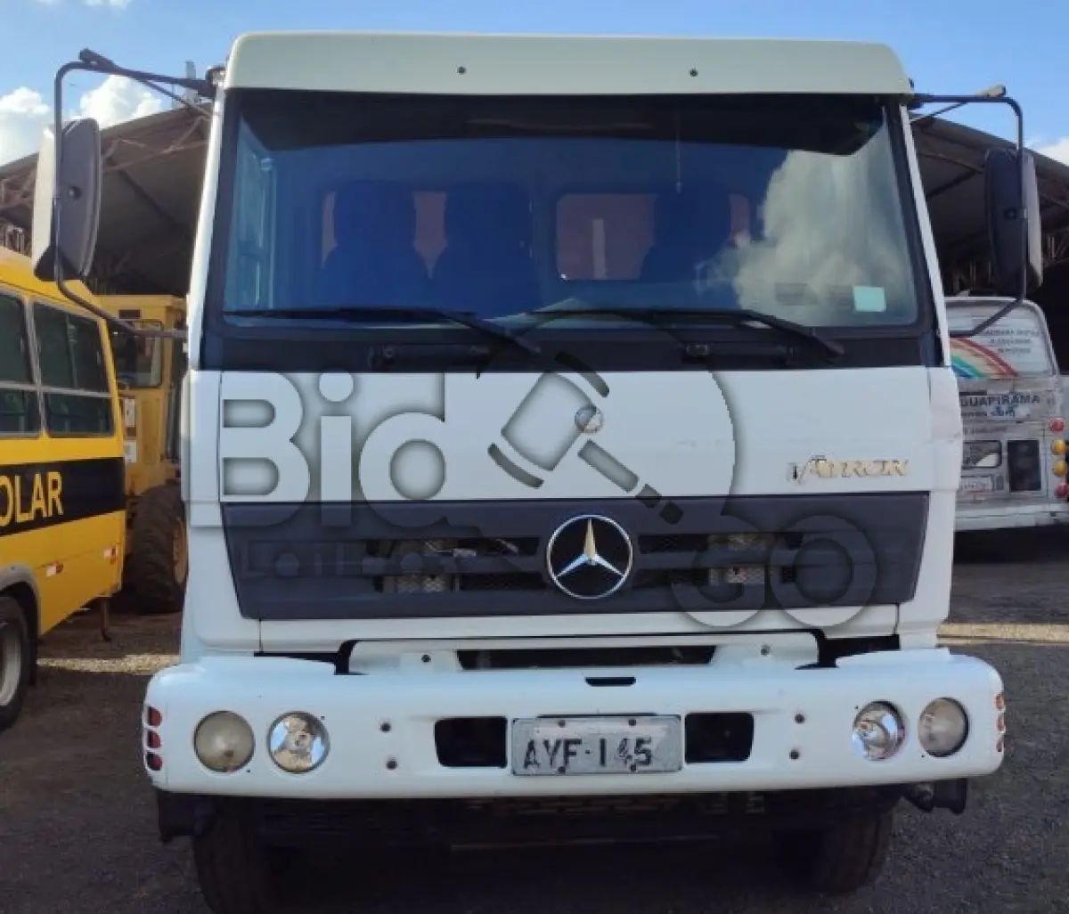 LOTE 013 - CAMINHÃO BASCULANTE M.BENZ/ATRON 2729 K 6X4