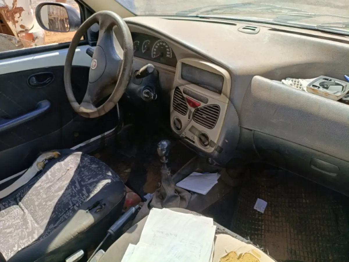 LOTE 014 - FIAT/STRADA FIRE FLEX,
