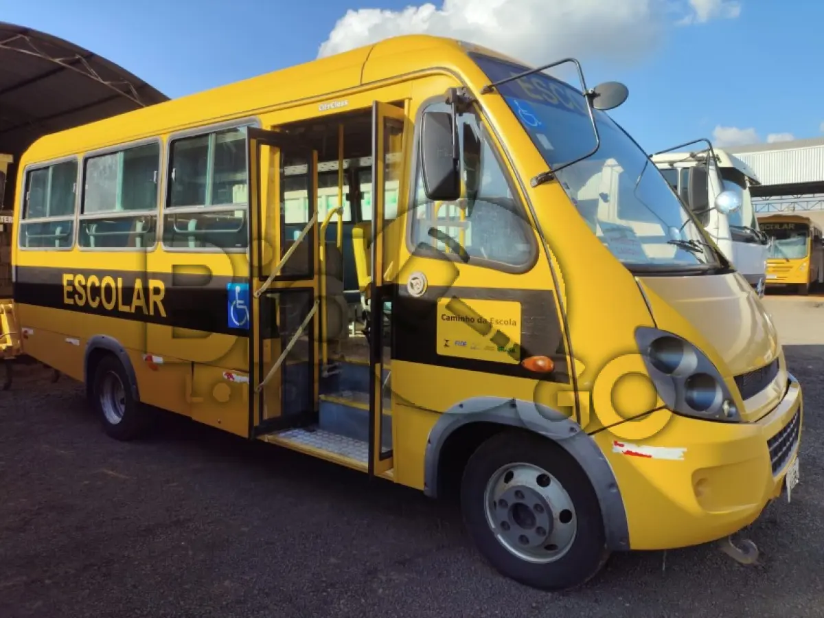 LOTE 011 - ÔNIBUS IVECO/CITYCLASS