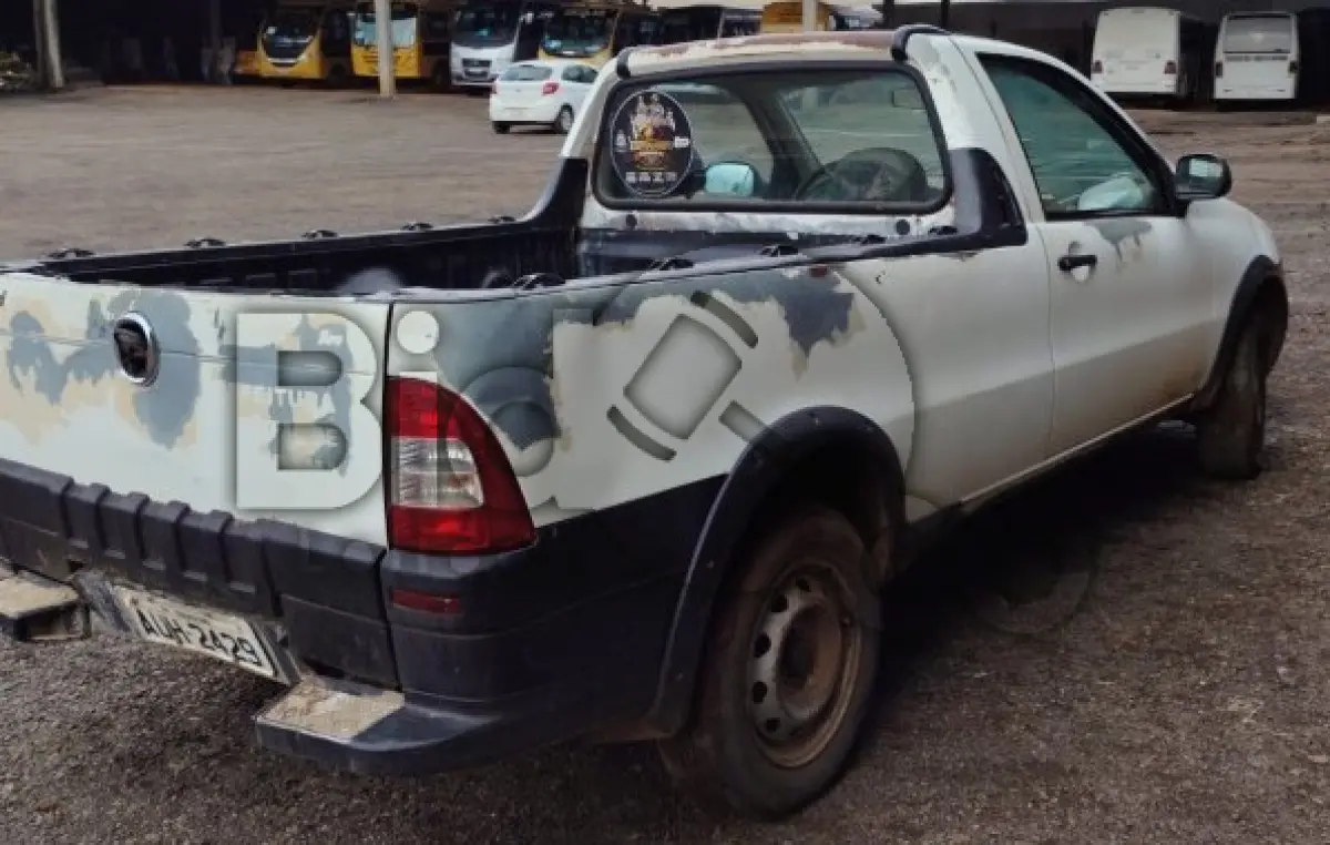 LOTE 014 - FIAT/STRADA FIRE FLEX,
