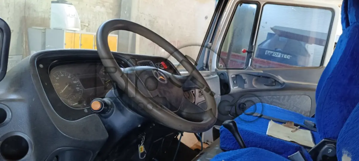 LOTE 013 - CAMINHÃO BASCULANTE M.BENZ/ATRON 2729 K 6X4