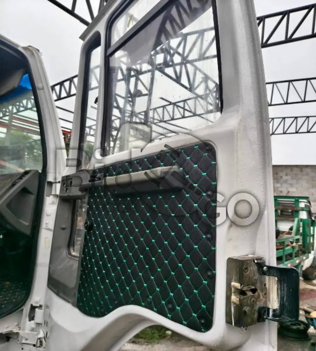 LOTE 004 - Ford cargo 1415