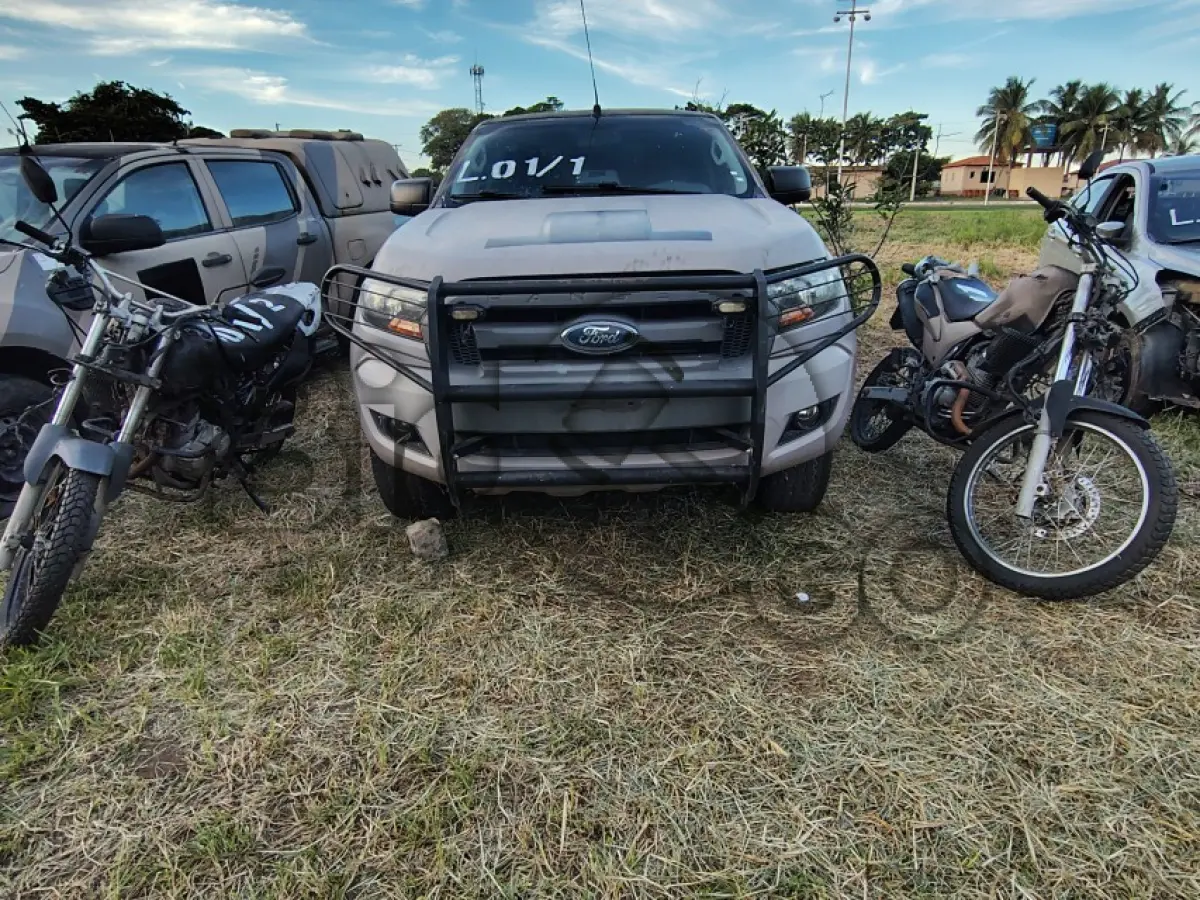 LOTE 001 - SUCATA AUTOMOTIVA